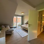 Eldena 12 Appartement Lobbe