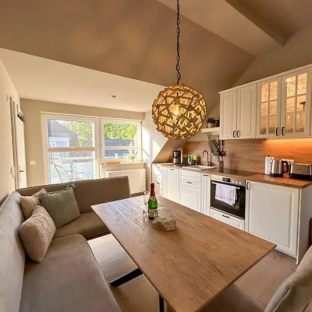 Eldena 12 Apartment Lobbe